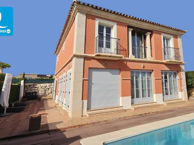 Chalet en venta en la Marina Baixa, Valencia