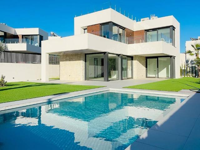 Villa en venta en Finestrat