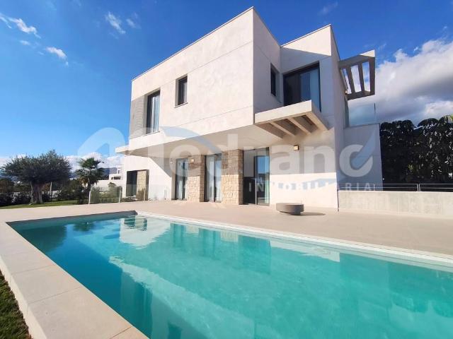 Chalet en venta en la Marina Baixa, Valencia