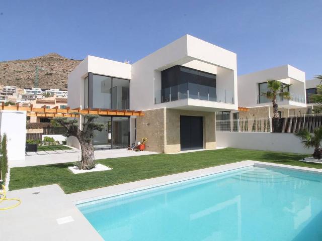 Chalet en venta en la Marina Baixa, Valencia