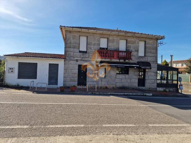 Villa en venta en Gondomar, Ripote