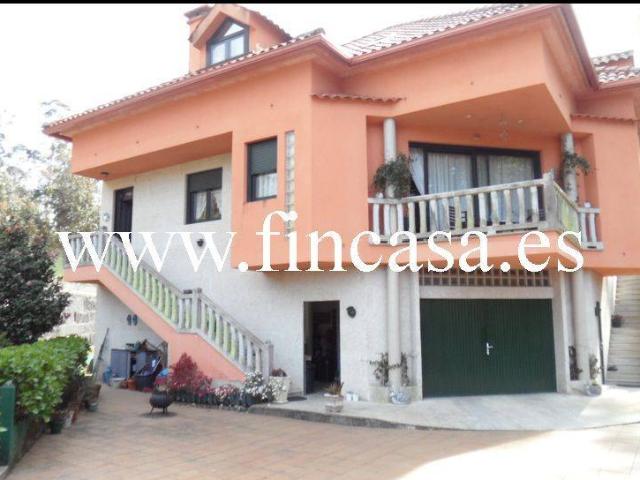 Chalet en venta en Gondomar, Vigo
