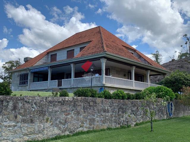Chalet en venta en Gondomar, Vigo