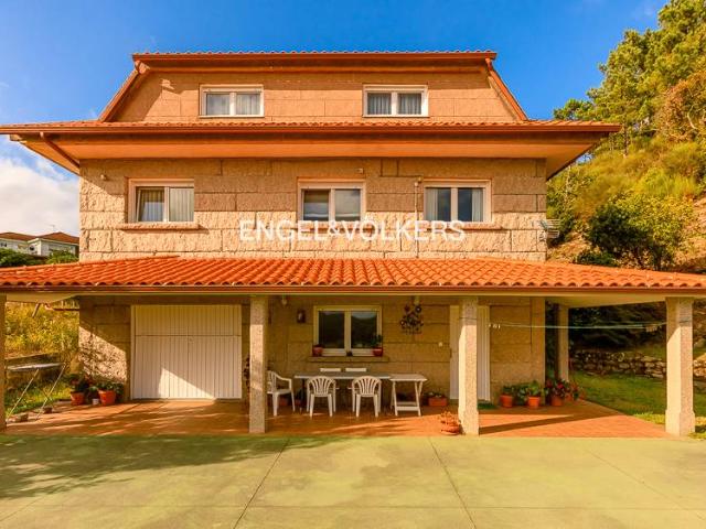 Chalet en venta en Ripote, Gondomar