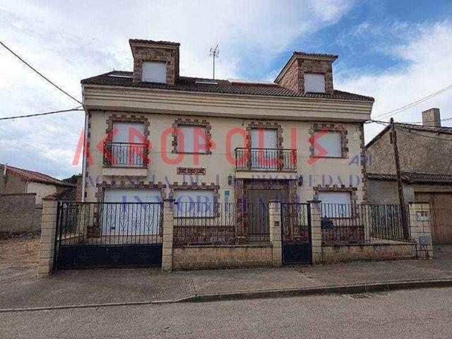 Chalet en venta en Gradefes, Castilla y León