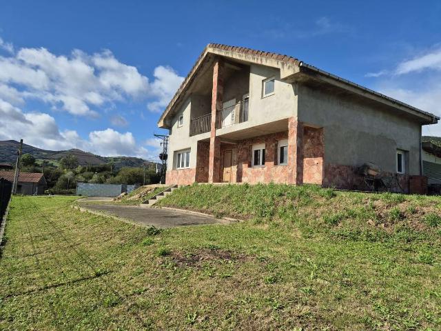 Villa en venta en Grado, El Barriu Azul