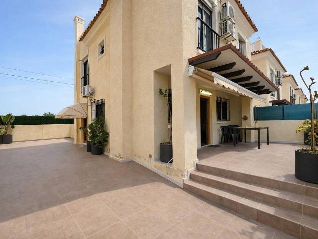 Chalet en venta en Santa Pola, Alacant / Alicante