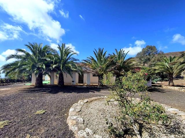 Chalet en venta en Los Cuervos, Granadilla de Abona