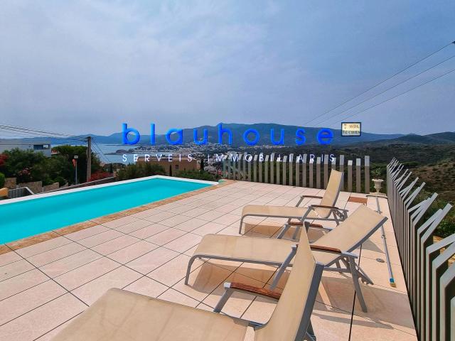 Villa en venta en Llançà