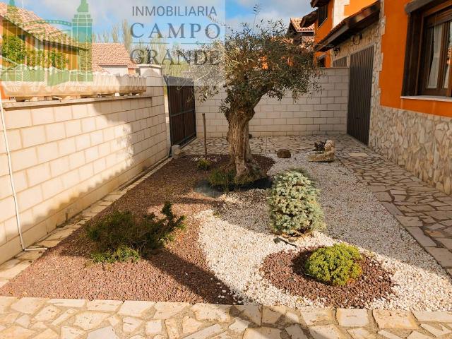 Chalet en venta en Grijota, Castilla y León