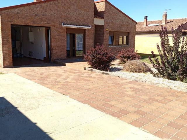 Chalet en venta en Grijota, Castilla y León
