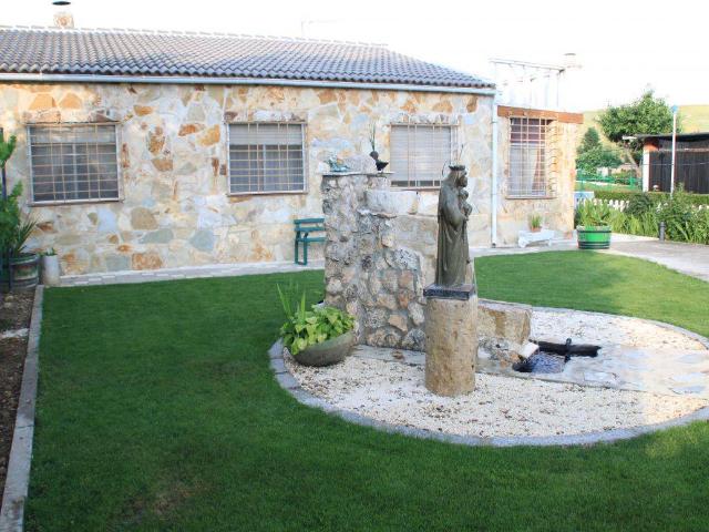 Chalet en venta en Grijota, Castilla y León