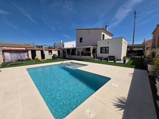 Chalet en venta en Griñón, Madrid