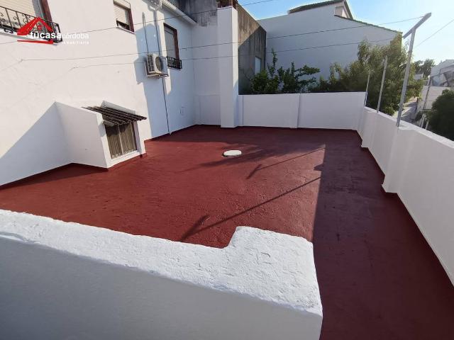 Chalet en venta en Guadalcázar, Andalucía