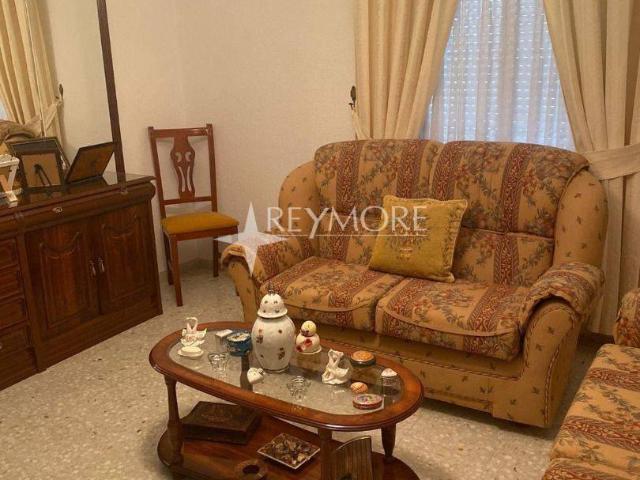 Chalet en venta en Guadalcázar, Andalucía