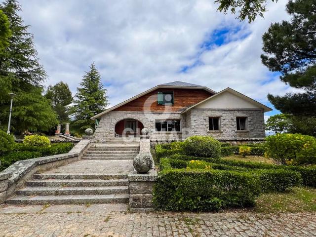 Chalet en venta en Guadarrama, Madrid