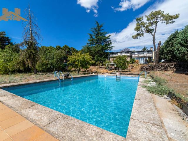 Chalet en venta en Guadarrama, Madrid
