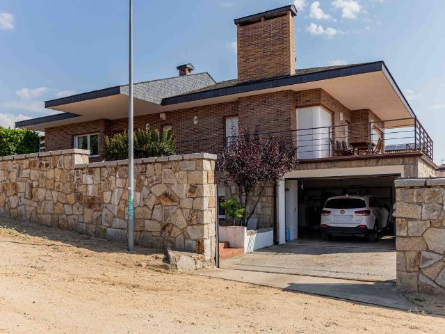 Chalet en venta en Guadarrama, Madrid