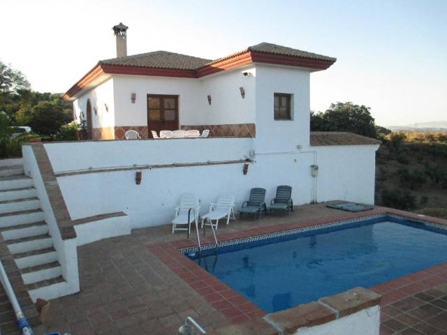 Chalet en venta en Guaro, Málaga