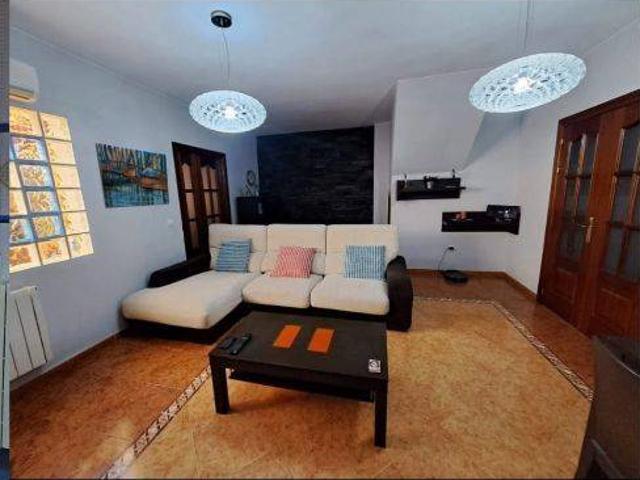 Villa en venta en Guarromán