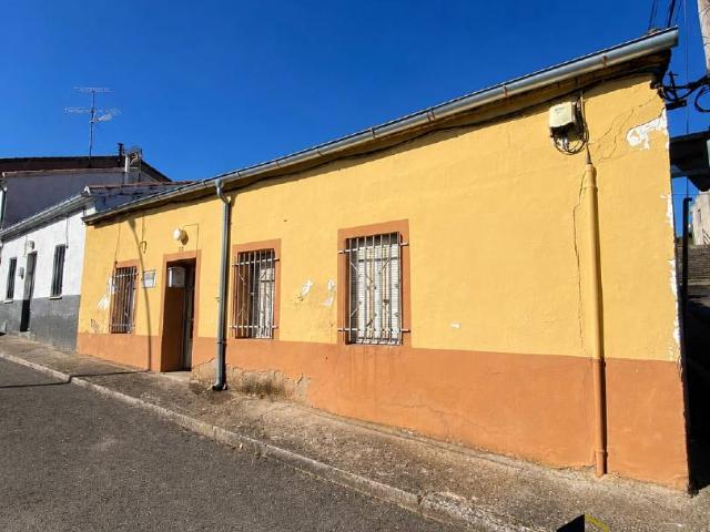 Chalet en venta en Guijuelo, Castilla y León