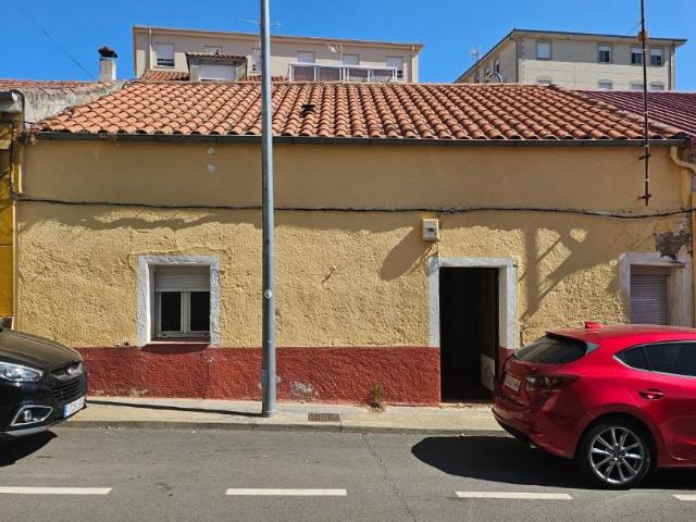 Chalet en venta en Guijuelo, Castilla y León