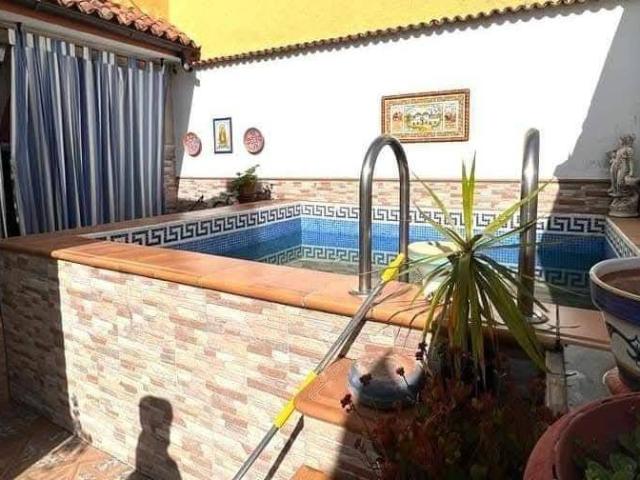 Chalet en venta en Guillena, Andalucía