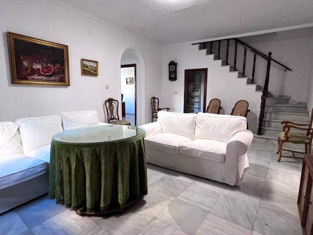 Chalet en venta en Guillena, Andalucía