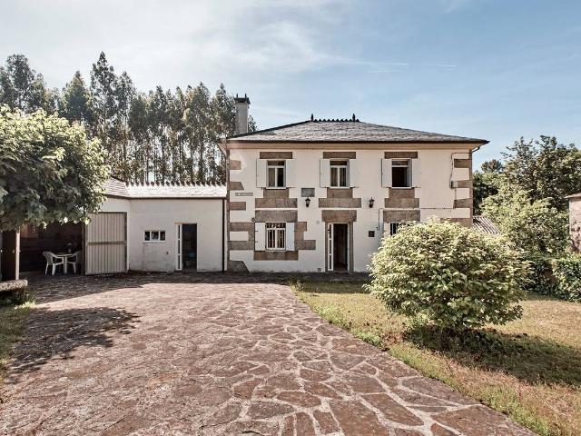 Chalet en venta en Lagostelle, Guitiriz
