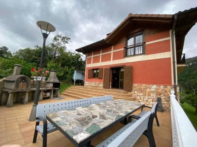 Chalet en venta en El Puente, Guriezo
