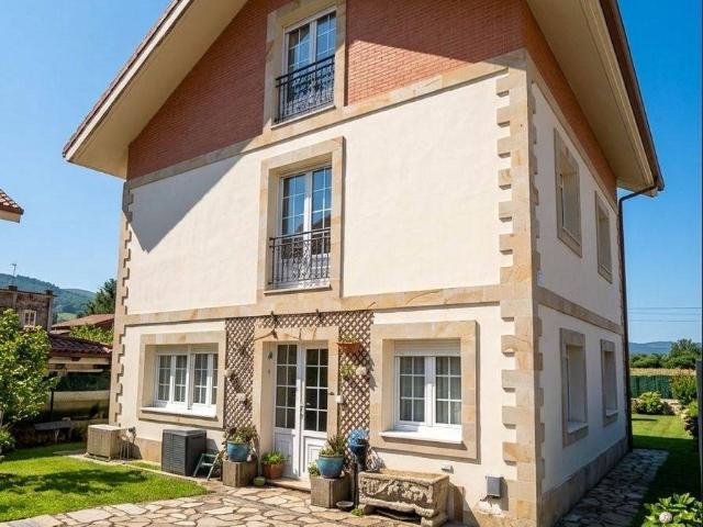 Chalet en venta en El Puente, Guriezo