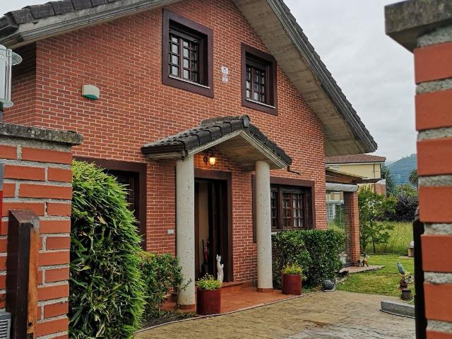 Chalet en venta en El Puente, Guriezo