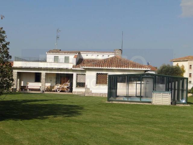 Chalet en venta en Haro, La Rioja