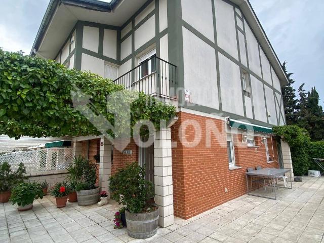 Chalet en venta en Haro, La Rioja