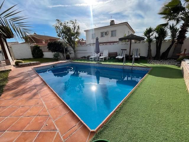 Chalet en venta en Sant Vicent del Raspeig / San Vicente del Raspeig, l'Alacantí