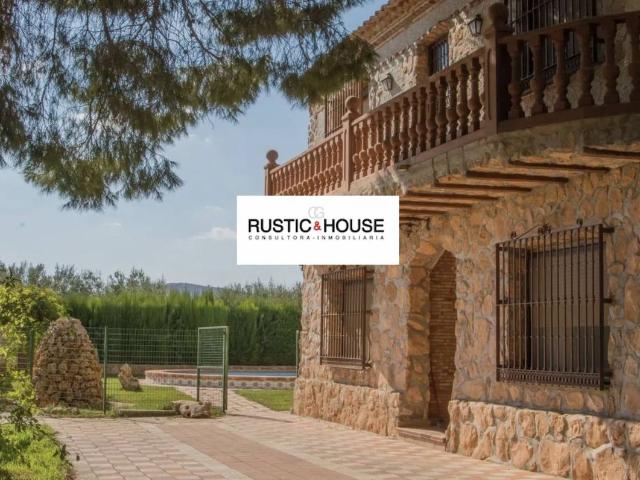 Chalet en venta en Hellín, Castilla-La Mancha