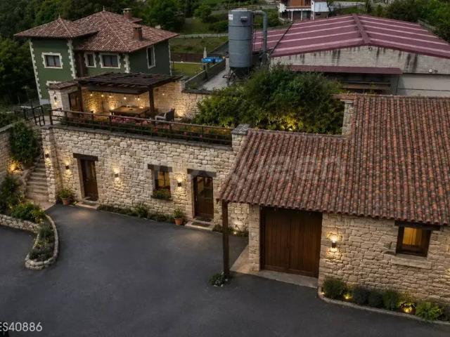 Chalet en venta en Herrerías, Cantabria