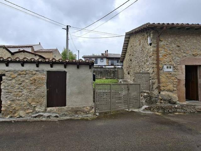 Chalet en venta en Herrerías, Cantabria