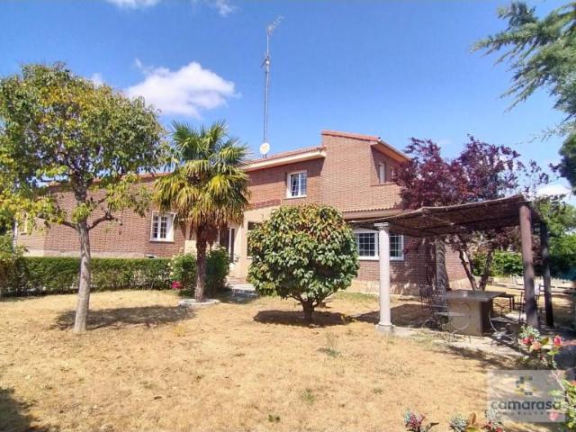Chalet en venta en Ávila