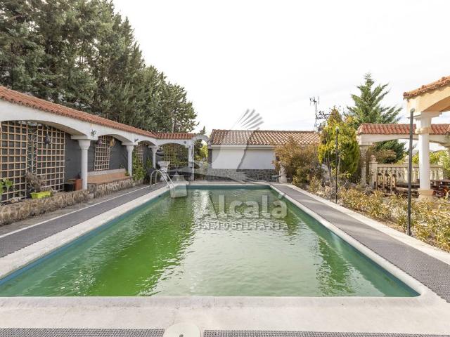 Chalet en venta en Hita, Castilla-La Mancha