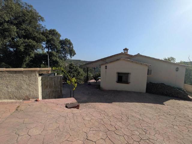 Chalet en venta en Hontoba, Castilla-La Mancha