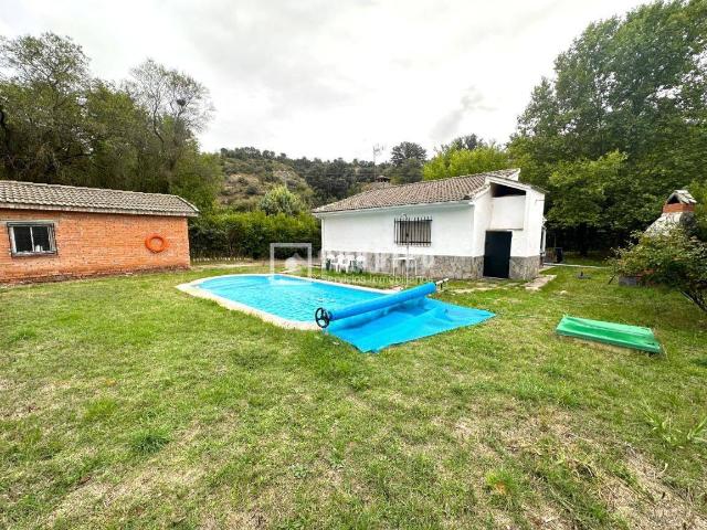 Chalet en venta en Hontoba, Castilla-La Mancha