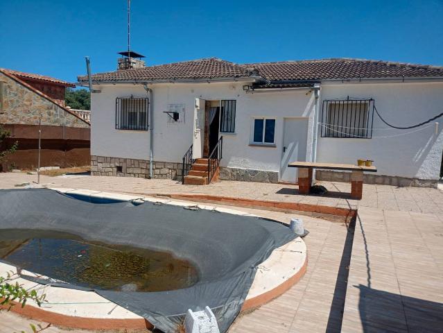 Villa en venta en Hormigos