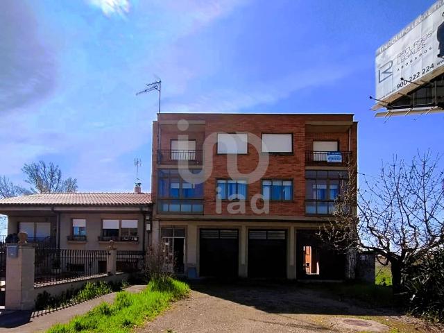 Villa en venta en Hospital De Órbigo, Puente de Órbigo