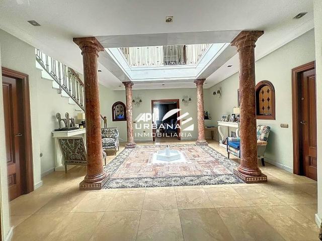 Chalet en venta en Zona 2 (Centro y San Francisco), Lucena