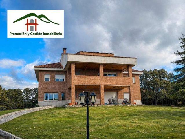 Chalet en venta en Hoyo De Manzanares, Madrid