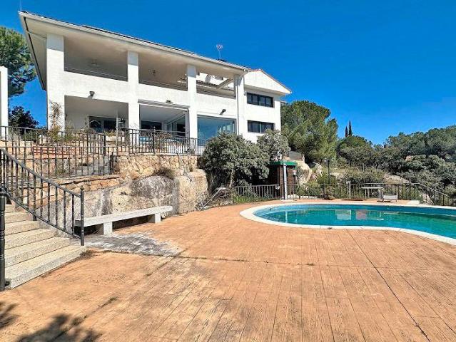 Chalet en venta en Hoyo De Manzanares, Madrid