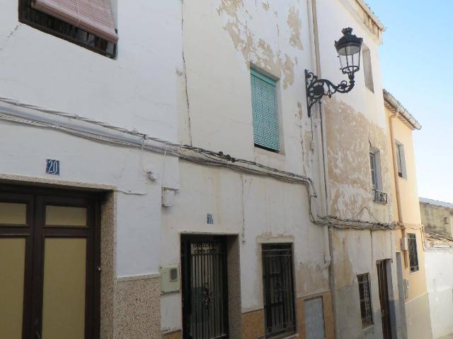 Chalet en venta en Huelma, Jaén