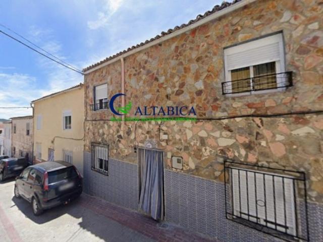 Chalet en venta en Huelma, Andalucía