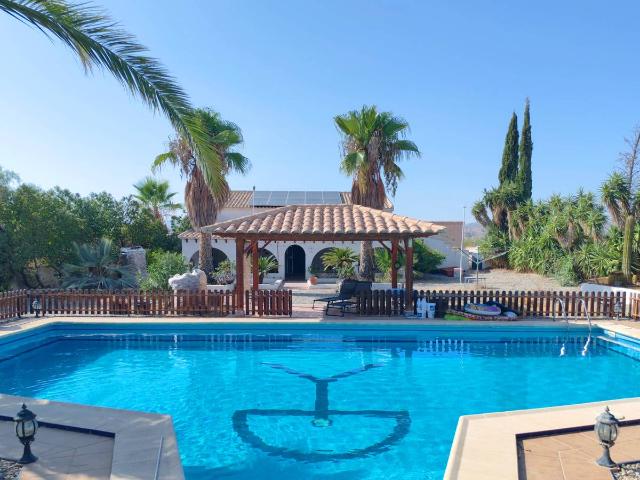 Chalet en venta en Huércal-overa, Andalucía